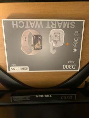 DMES D300 8-in-1 Smart Watch Bundle with Bluetooth Earbuds and 7 Straps